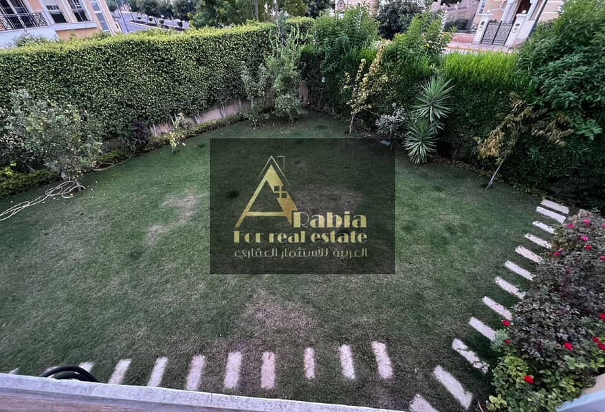 14 5b224632-88b9-42a4-9a7c-631ab03ca425 (1). jpg