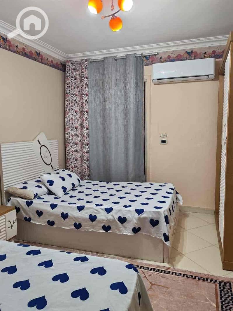 5 fe5f6555-241d-42ba-adc5-7534a1134675. jpg