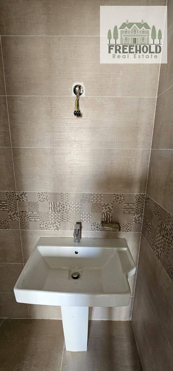 4 WhatsApp Image 2025-12-20 at 7.28. 15 PM (3). jpeg