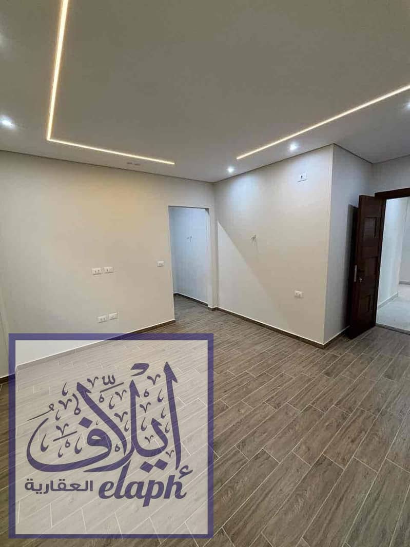 2 c3f29cb7-49a9-44cd-9b0e-f80d87f6d48f. jpg