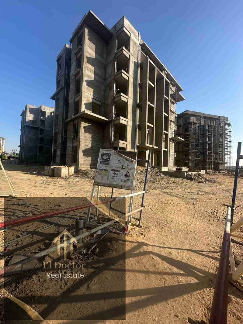 1000793409. jpg 1000793409. jpg