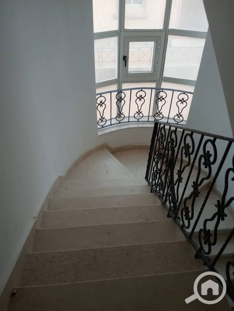 3 3706cf35-3955-4af8-aaab-9ccf53c9c177. jpg