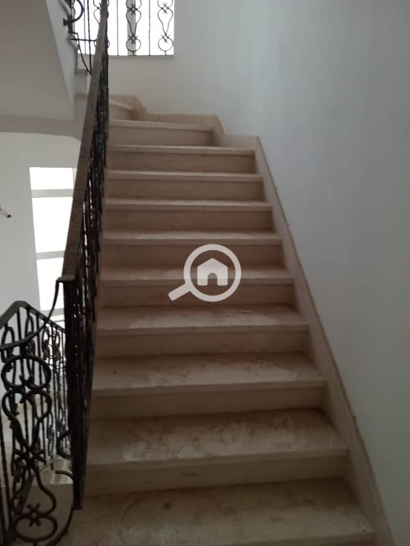 9 551690d1-60ce-49bf-9f27-c29a7499483c. jpg