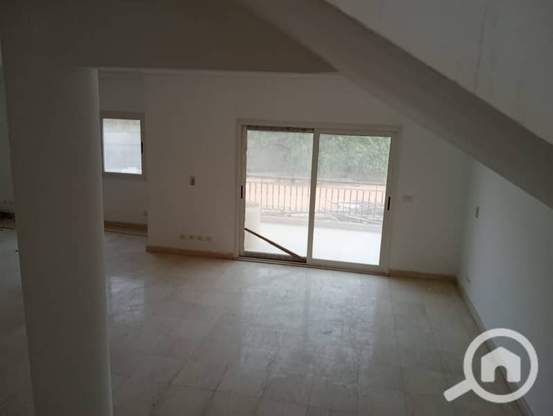 13 b2a8340c-8718-4da8-b673-d74c42b18fa3. jpg