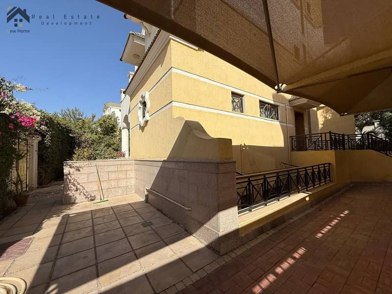 5 WhatsApp Image 2025-12-14 at 14.39. 36_ca8c6c25. jpg