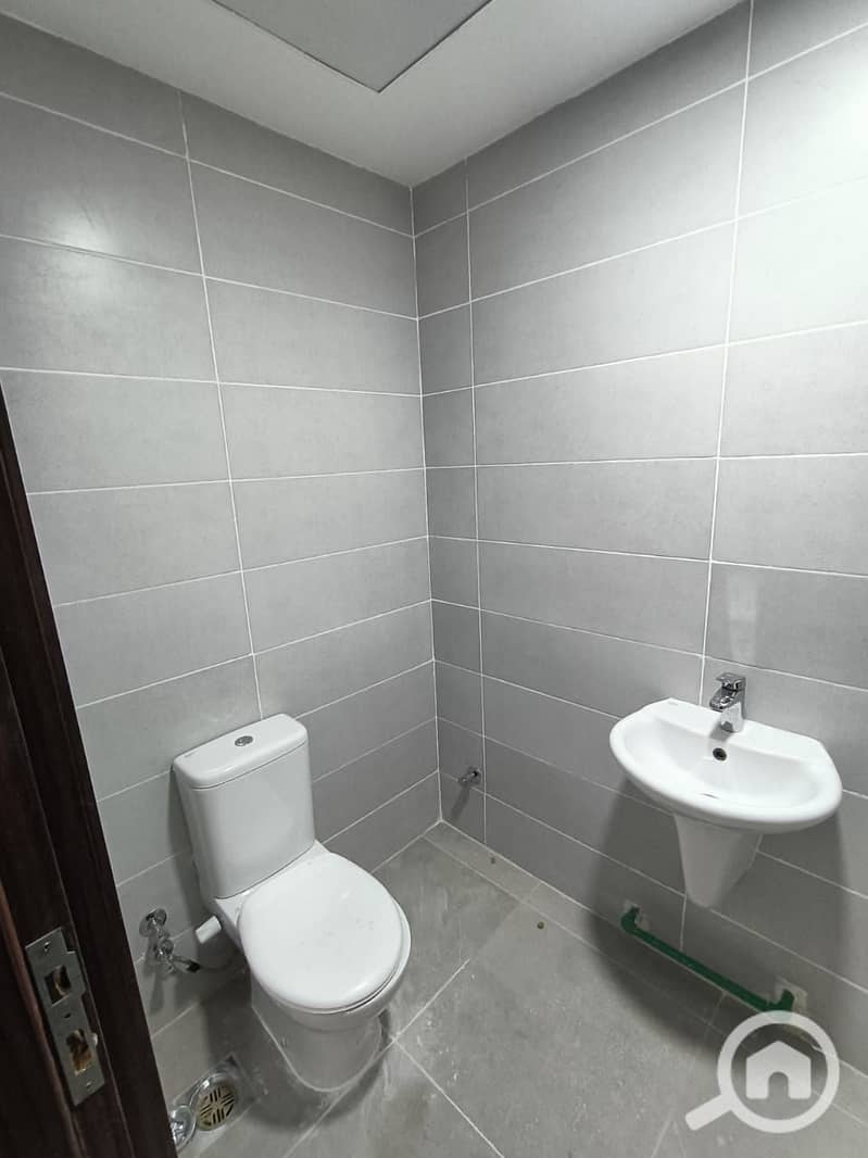 4 WhatsApp Image 2025-12-20 at 9.41. 22 PM (1). jpeg