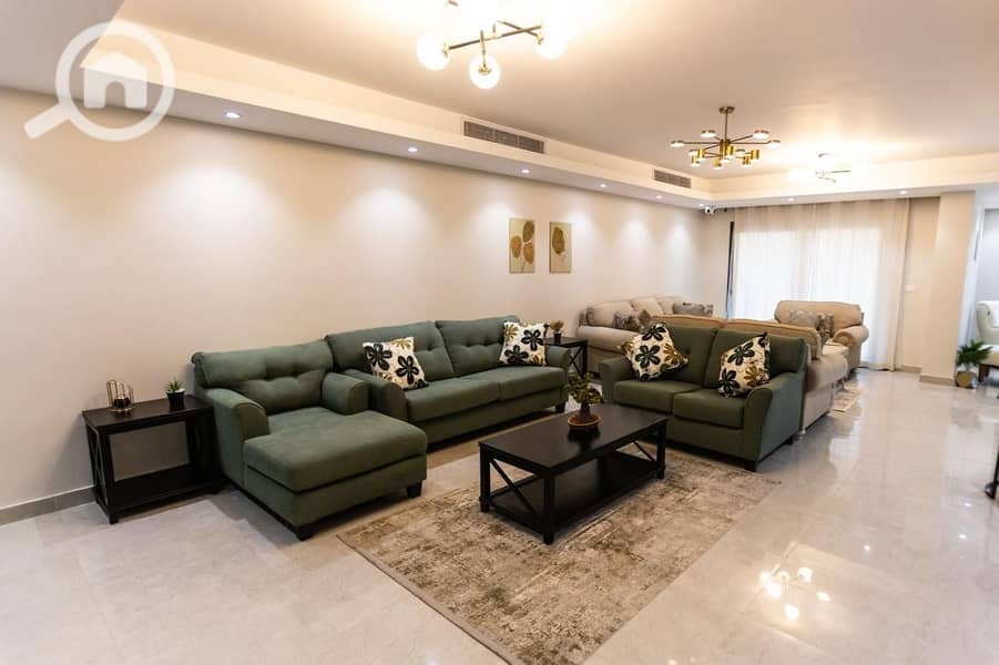 4 WhatsApp Image 2025-10-01 at 17.13. 27_6d0c7bb8. jpg