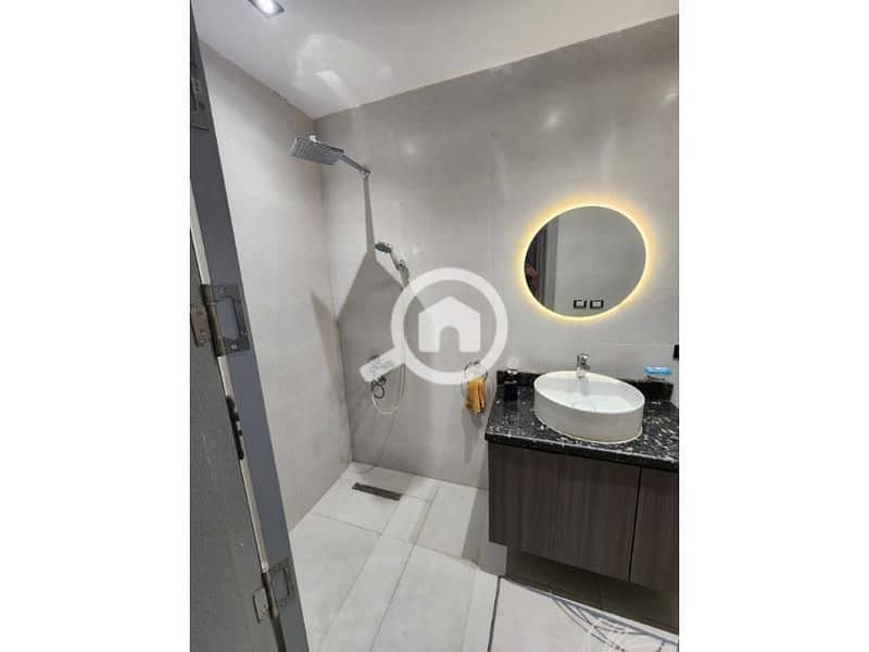 13 122323fd-09b5-4d2e-a0cc-eca1b9593243. jpg