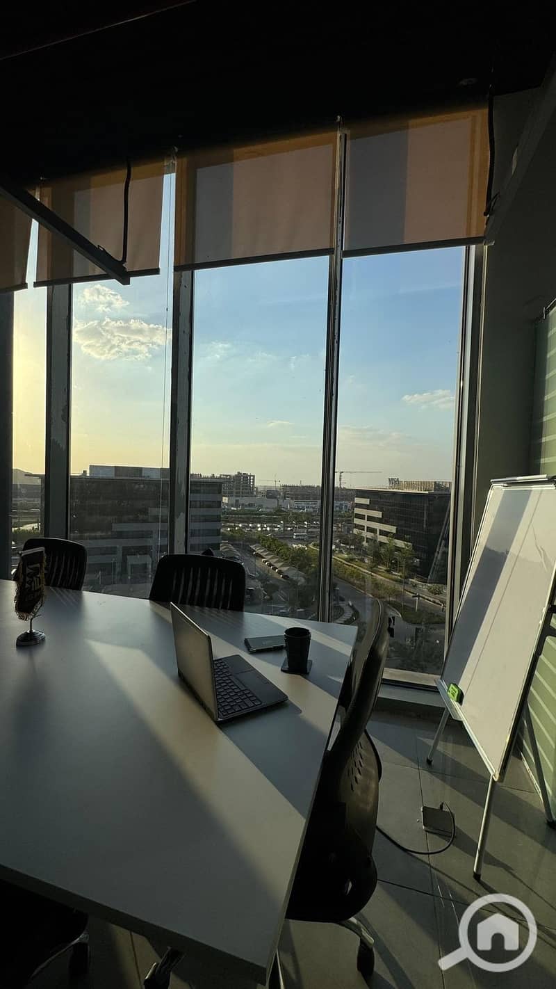 7 585894572_122240483222084594_7319389182522645704_n. jpg