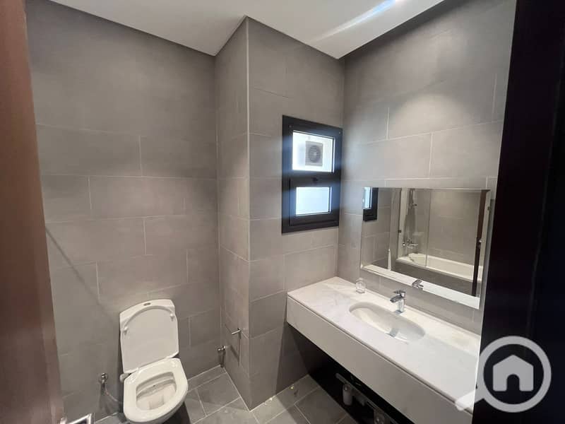 2 556224876_1335516918165357_5008168531208870853_n. jpg