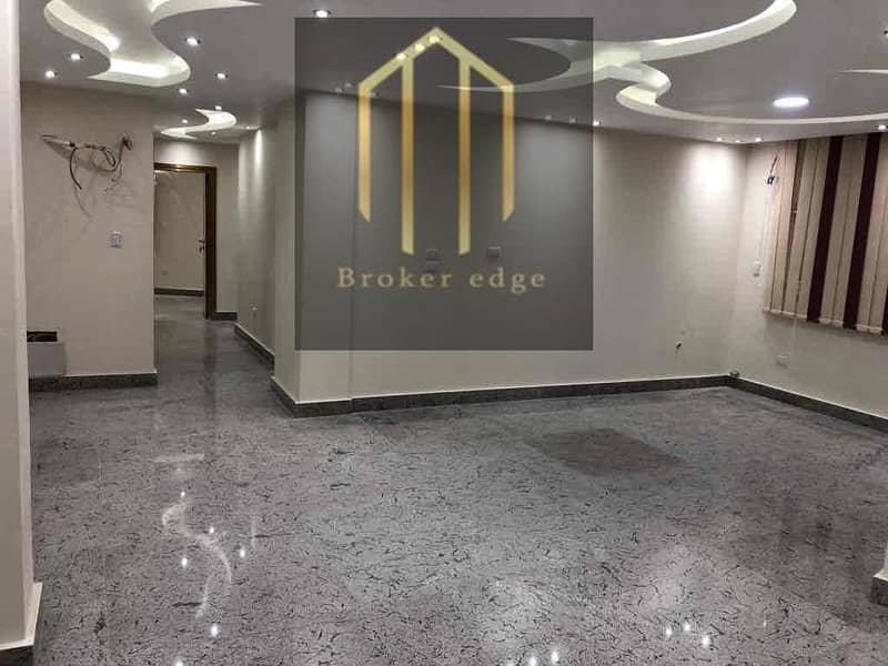 8 802f86ea-bd2d-4fb7-908e-35cd413e8a57. jpg