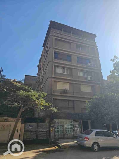 عقار سكني آخر 11 غرف نوم للبيع في المعادي، القاهرة - IMG-20251220-WA0071. jpg