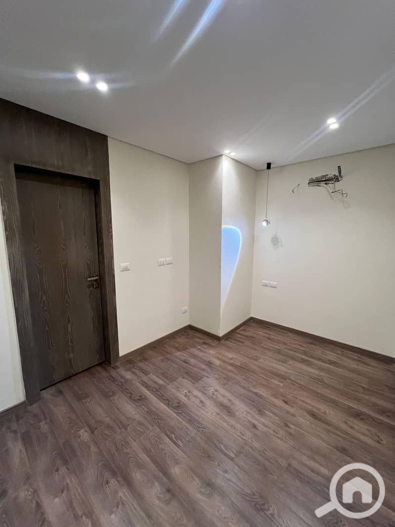 8 524148722_122224769648084594_1787744594433173413_n. jpg