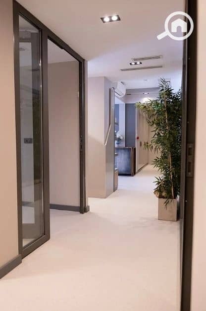 10 WhatsApp Image 2025-12-20 at 13.24. 22. jpeg