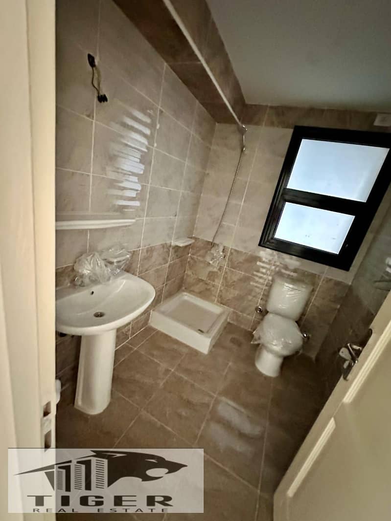 8 WhatsApp Image 2025-12-21 at 12.10. 27 AM (1). jpeg