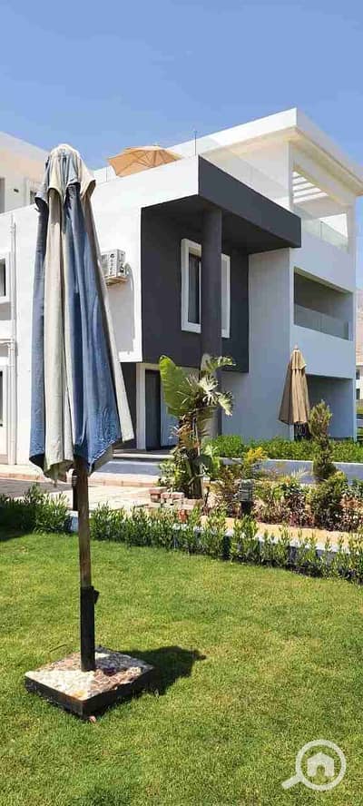 فیلا 4 غرف نوم للبيع في العين السخنة، السويس - IMG-20250615-WA0577(1). jpg