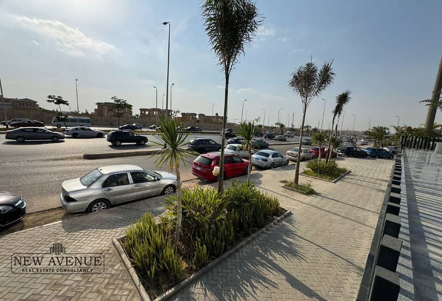 5 83589526-ffd7-4661-928c-ddfc52285e5d. jpg