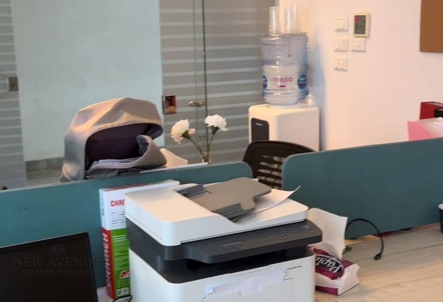 2 86032566-b4b3-42a9-bf5b-89e49ec4f1b6. jpg