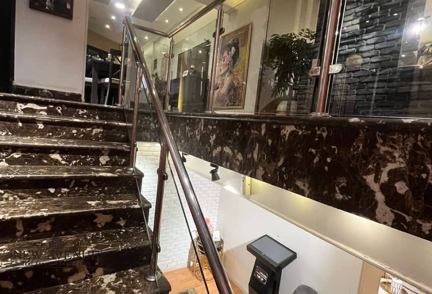 4 8c49d9ae-09b2-403f-b045-6f3a0669c745. jpg