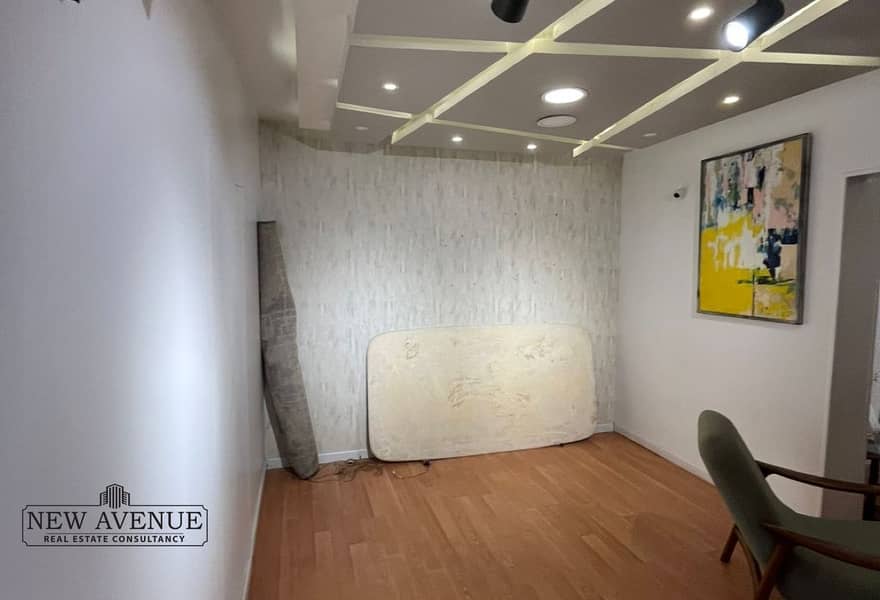 8 a774ae80-9eb8-4ed7-bc3f-da886786bb95. jpg