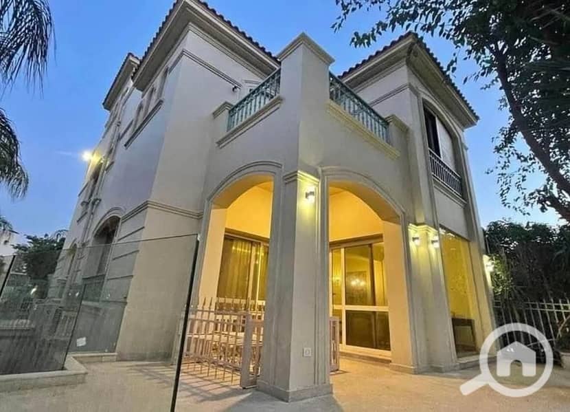 8 FB_IMG_1762660102594. jpg