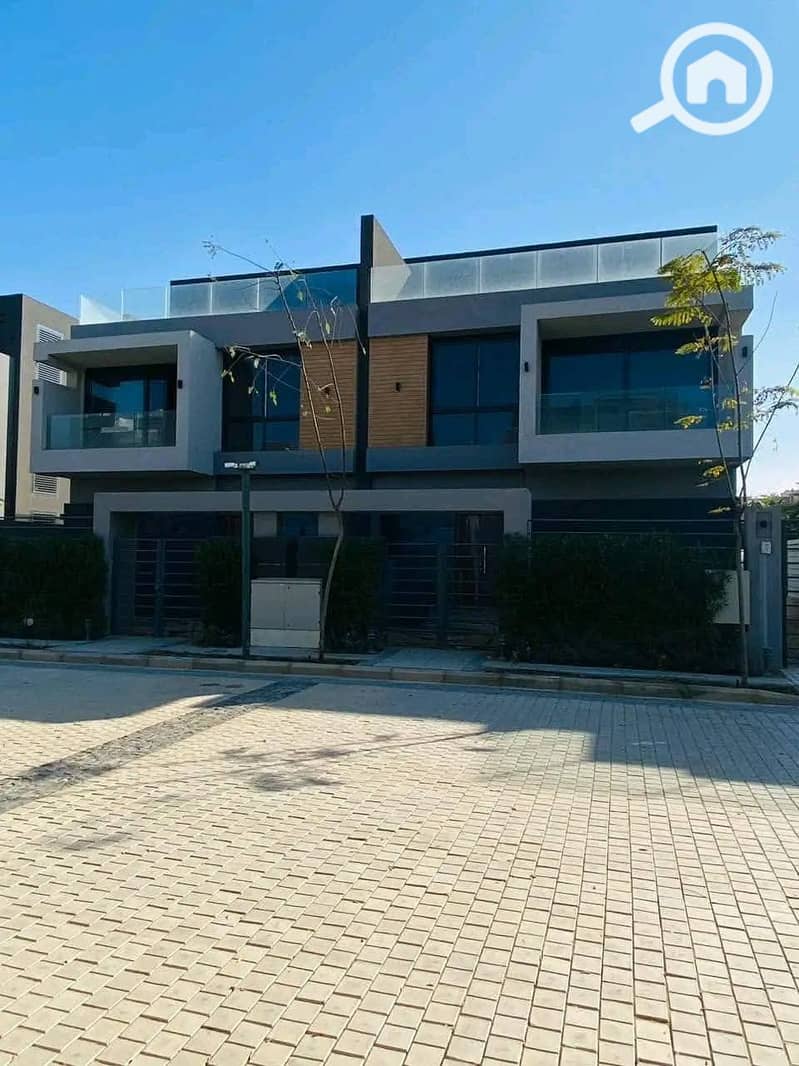 7 558545862_122223298646118616_2851129146213869872_n. jpg