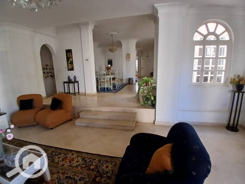 3 WhatsApp Image 2025-12-18 at 14.39. 39_5295a1d3. jpg