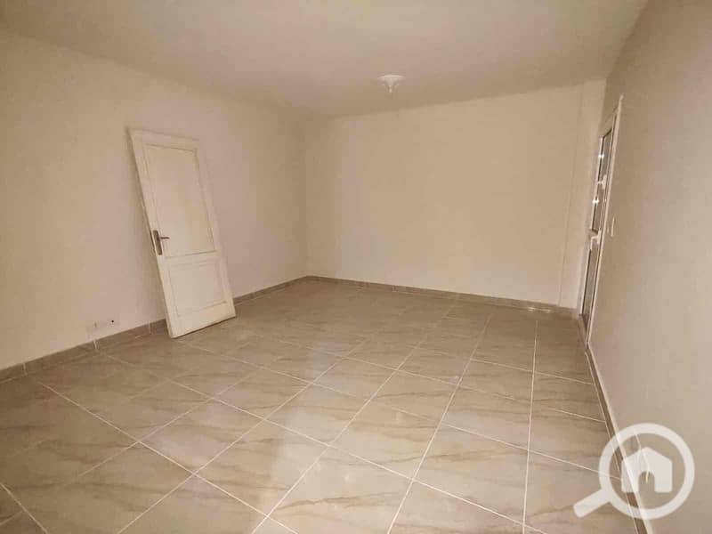 10 866a3eb5-4e44-4471-9bef-3933f33e34a3. jpg