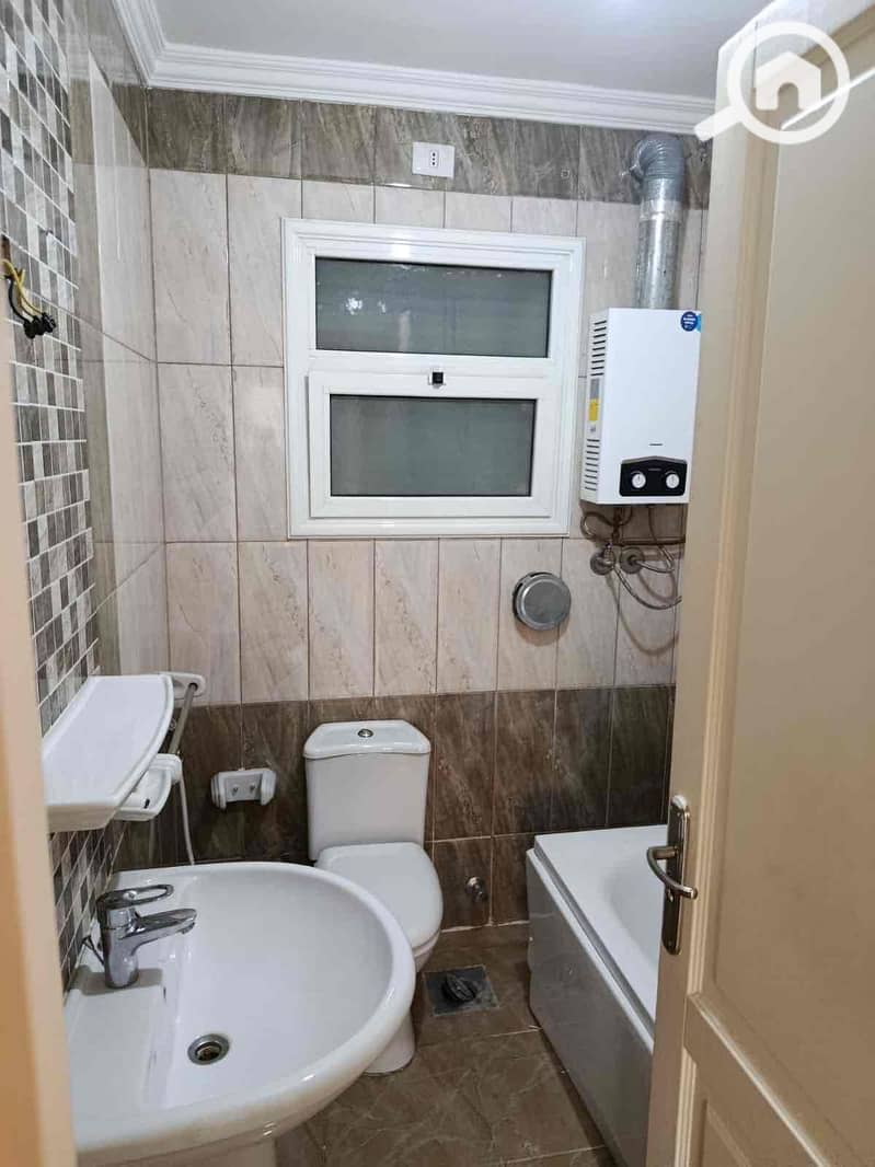 9 0e5dec7c-7075-47d3-88c0-952b868b0547. jpg