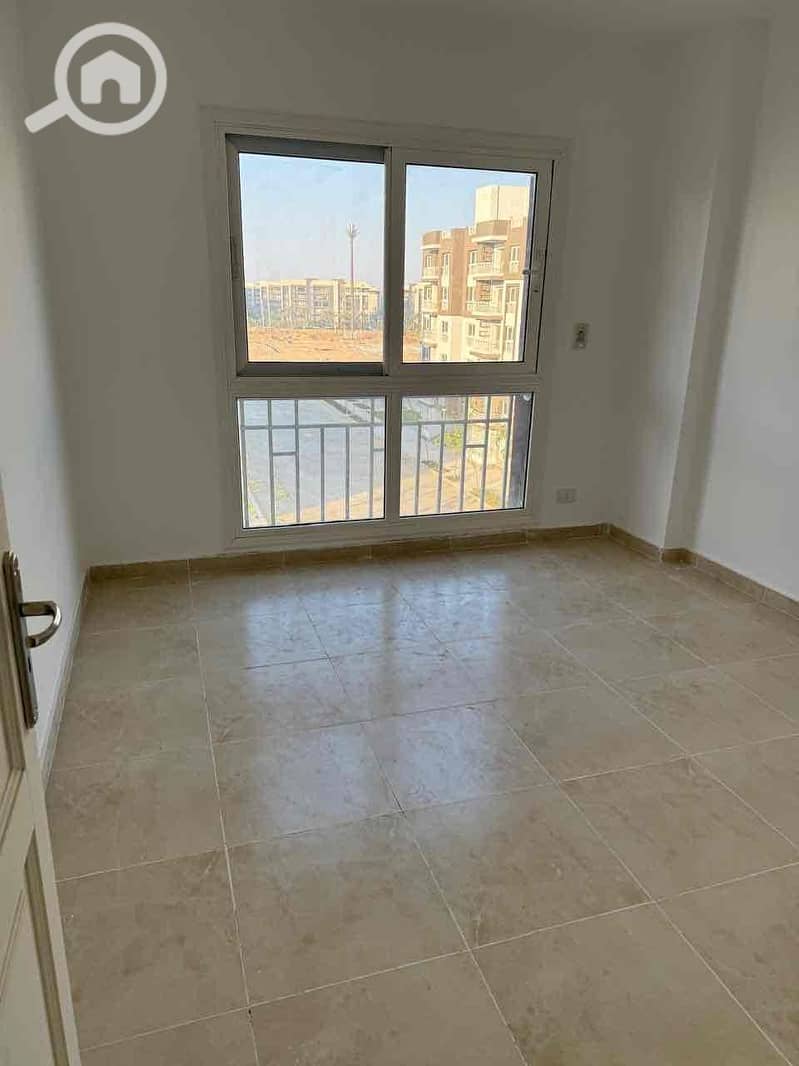 3 bdbc065f-2ecd-4715-85a9-a0ba7c1e4729. jpg