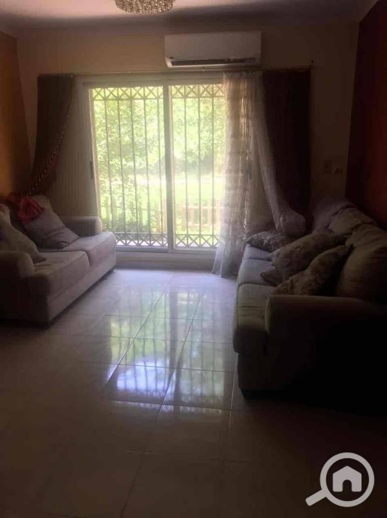 2 3385a55c-5092-410f-a0d9-215f8e28dd26. jpg