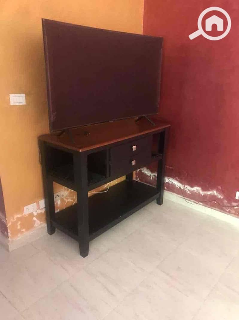 4 41bd0c4d-5cb7-44d4-bc6b-e6be44f41e82. jpg