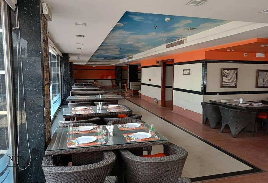 7 8f809407-521c-4e21-84d4-3f59e282d3b8. jpg