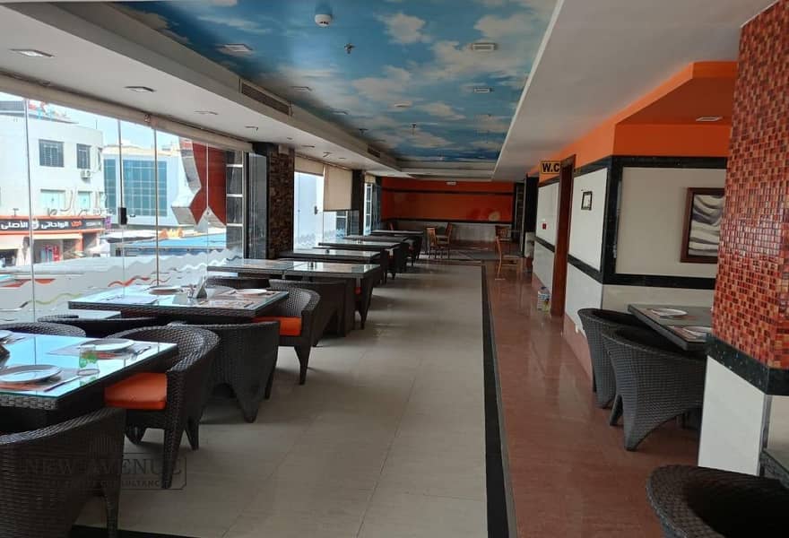 10 3e42ec90-6a34-4766-bd5e-3faaca90e1c9. jpg