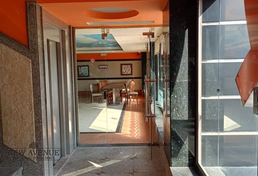 12 d1d61218-6f61-4812-b883-9cdf3788b1f7. jpg