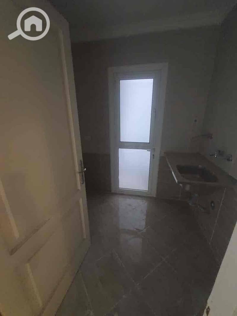 3 72ebf181-b3da-4778-a989-7ba9dae510e9. jpg