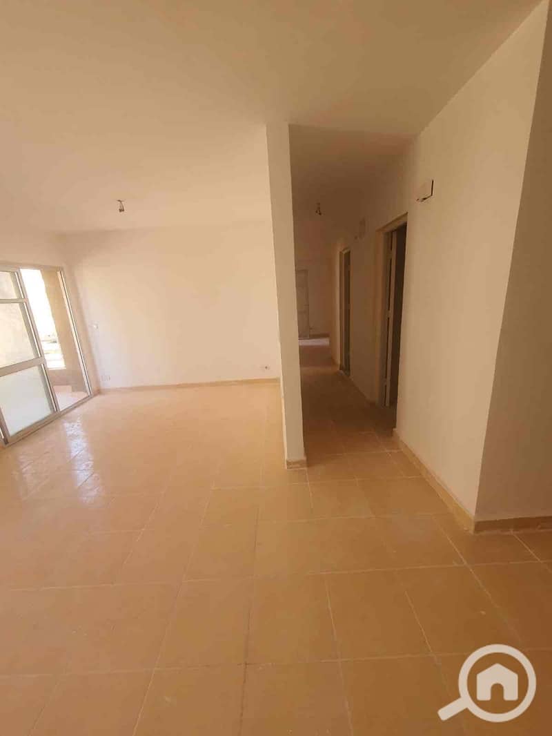 2 07543f8c-b940-4094-ab82-6a13459a549b. jpg