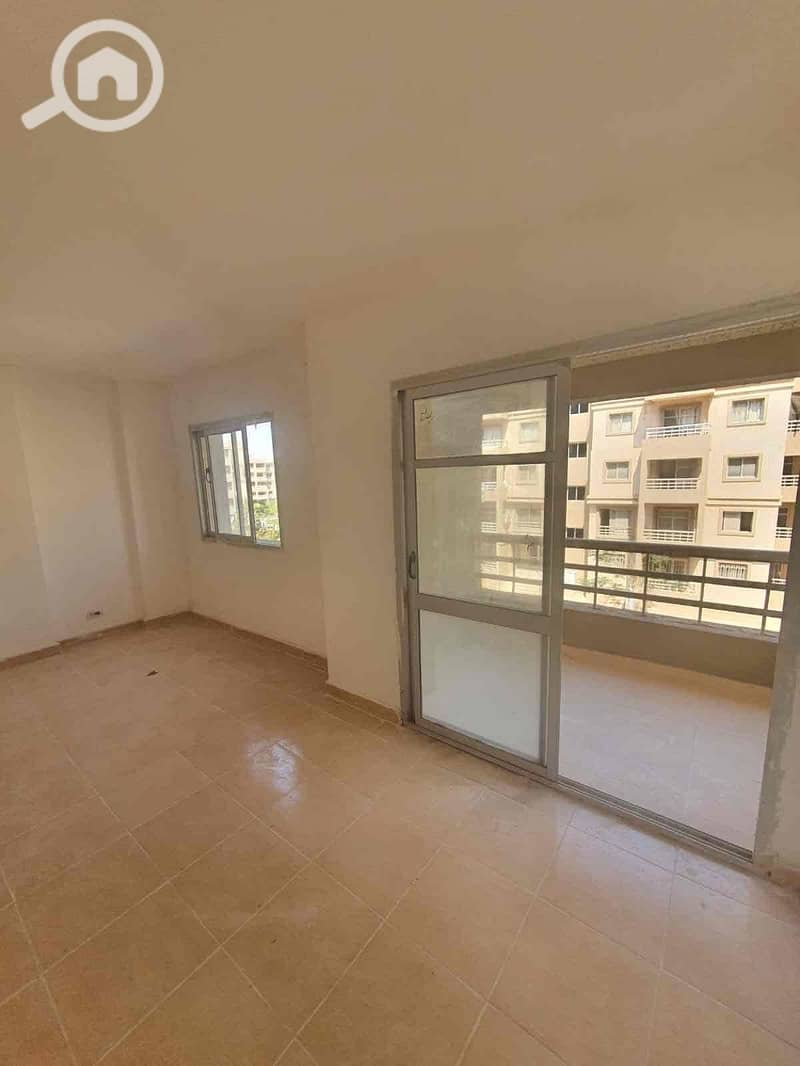 5 922f24d1-606a-402d-8e39-47b061e79ca5. jpg