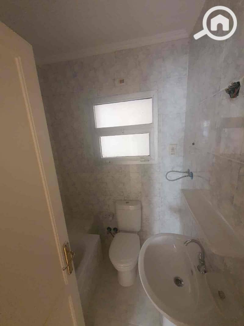 9 2a5e991f-d563-4457-88da-fd57a466115a. jpg