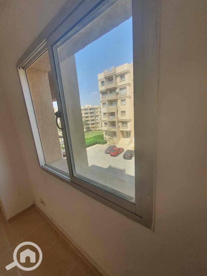 11 b4b2f2f1-1aba-4caf-b339-cd9d9eaadc36. jpg