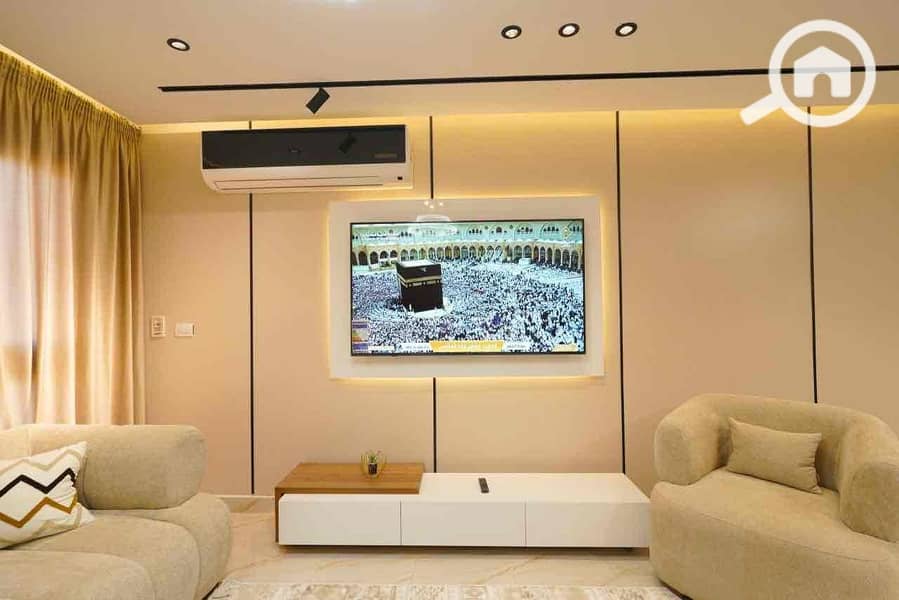 13 f57333cd-f5cd-4150-9653-5b7f89ae050b. jpg