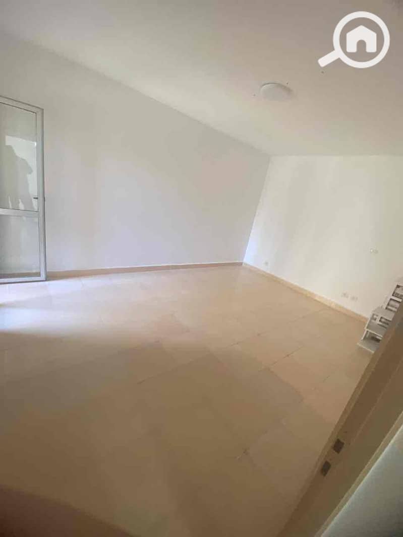 3 ae3d05fc-7b41-4739-8298-6f43661706b9. jpg