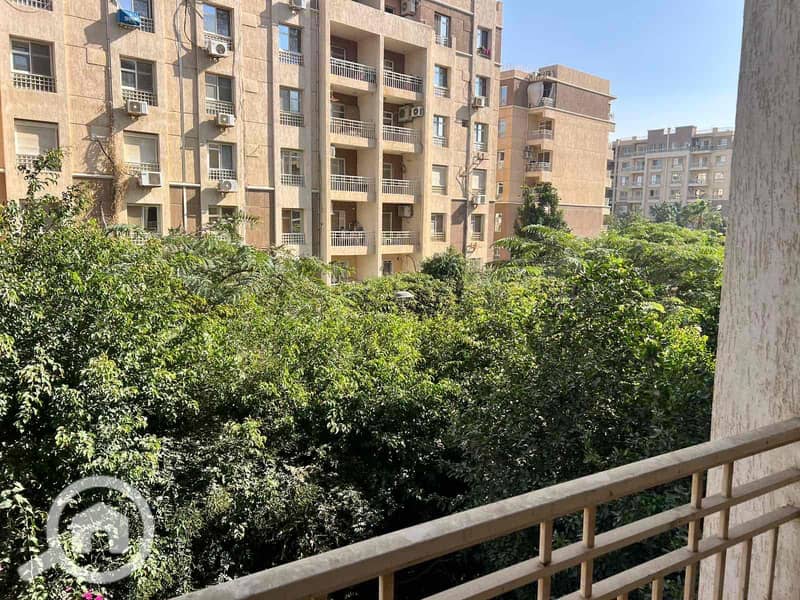 2 badf9341-a136-4f1c-8f47-98c32542d3c5. jpg