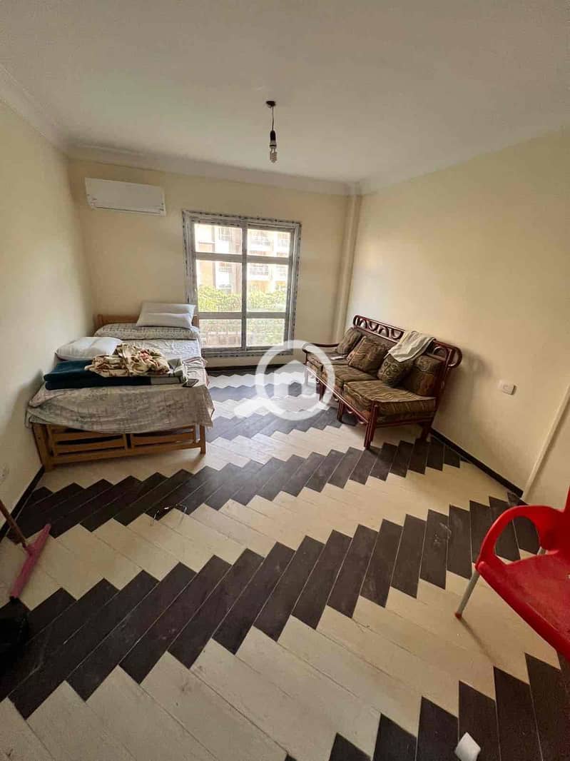 4 e02bca71-581f-4871-8409-3a9b7571424c. jpg