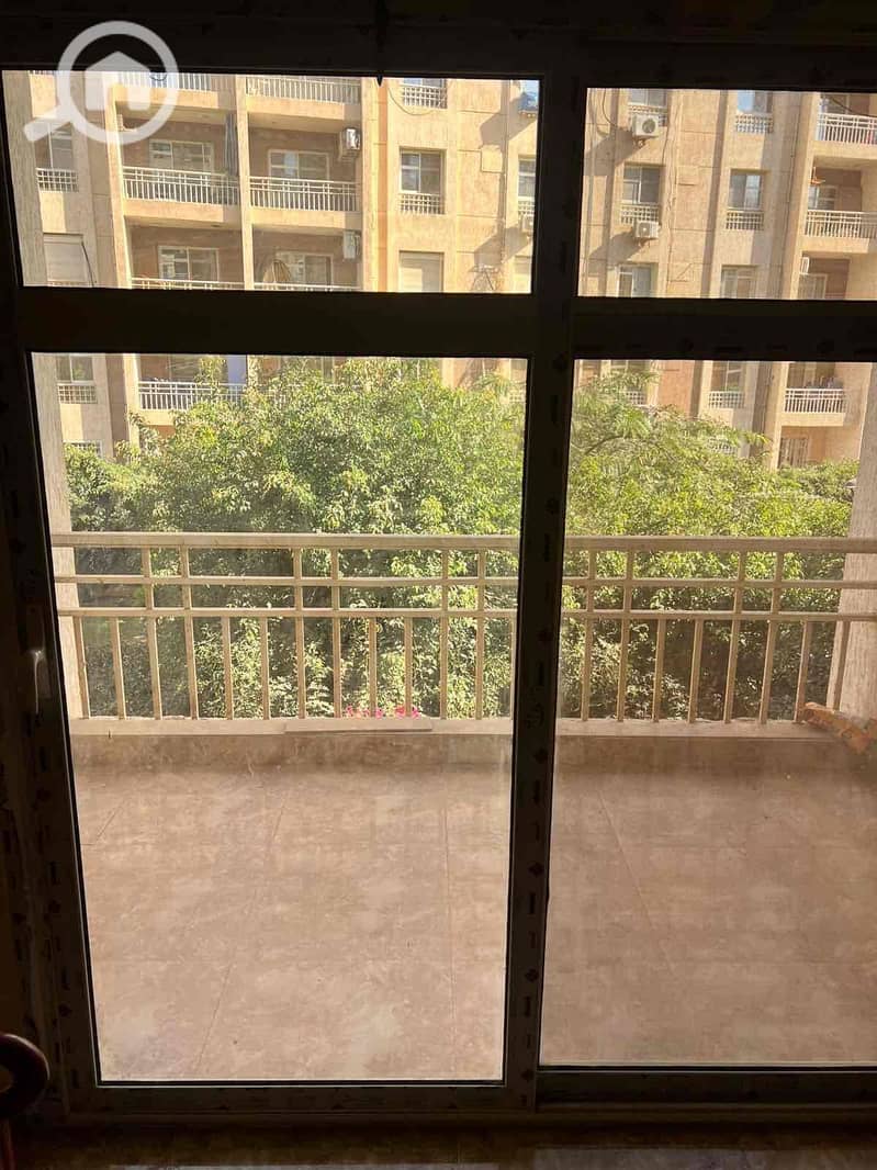 11 d18aa1f1-97f3-40fb-ac6a-c9ad5c144238. jpg