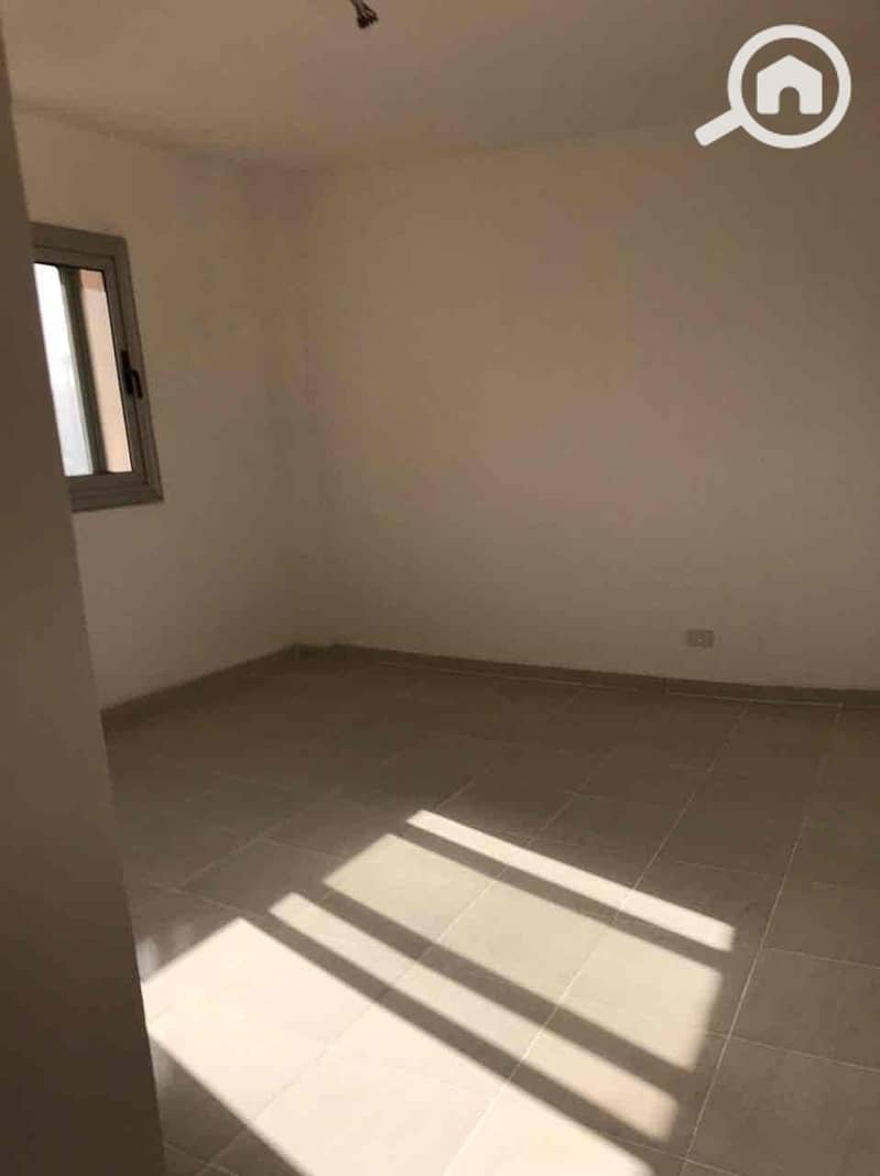 2 2a605b9e-ab59-4ac5-8d97-ff783d3fb79b. jpg