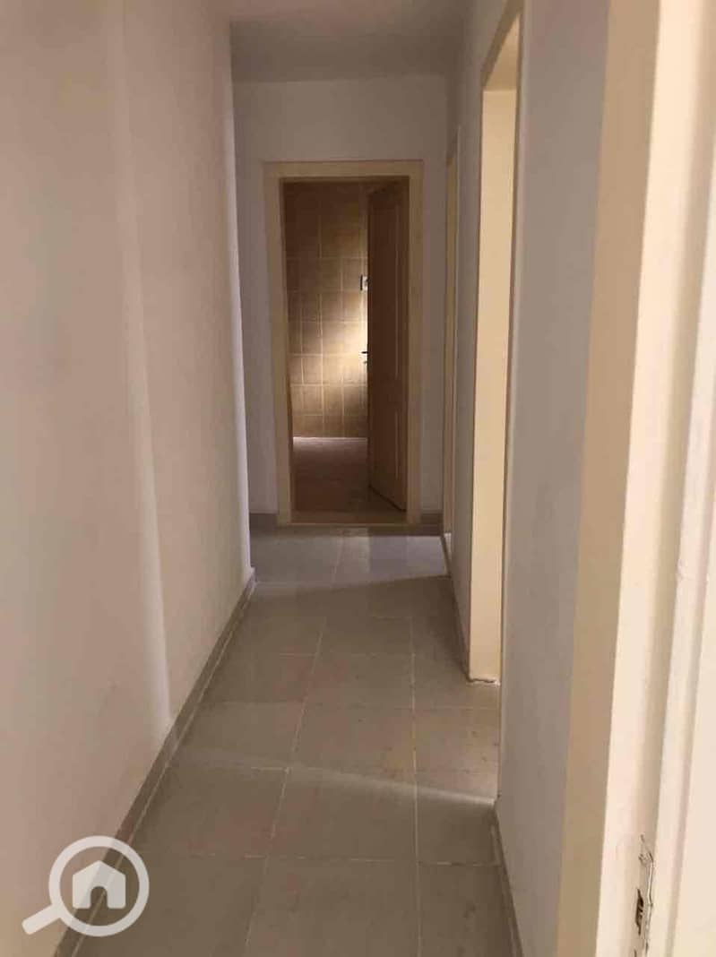 9 1ff1a0a7-0f12-4a2f-9071-57962af48528. jpg