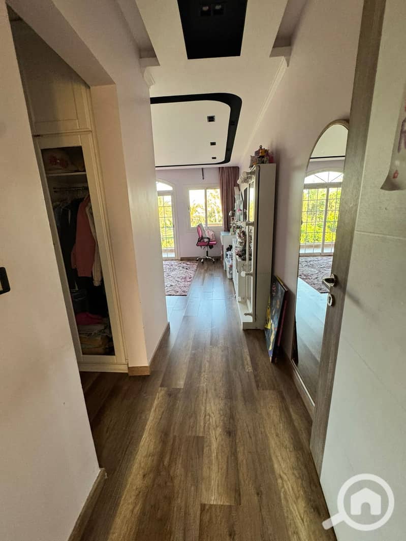 18 17d34cd9-5504-4a1f-a6f2-0e1abb9fd305. jpeg