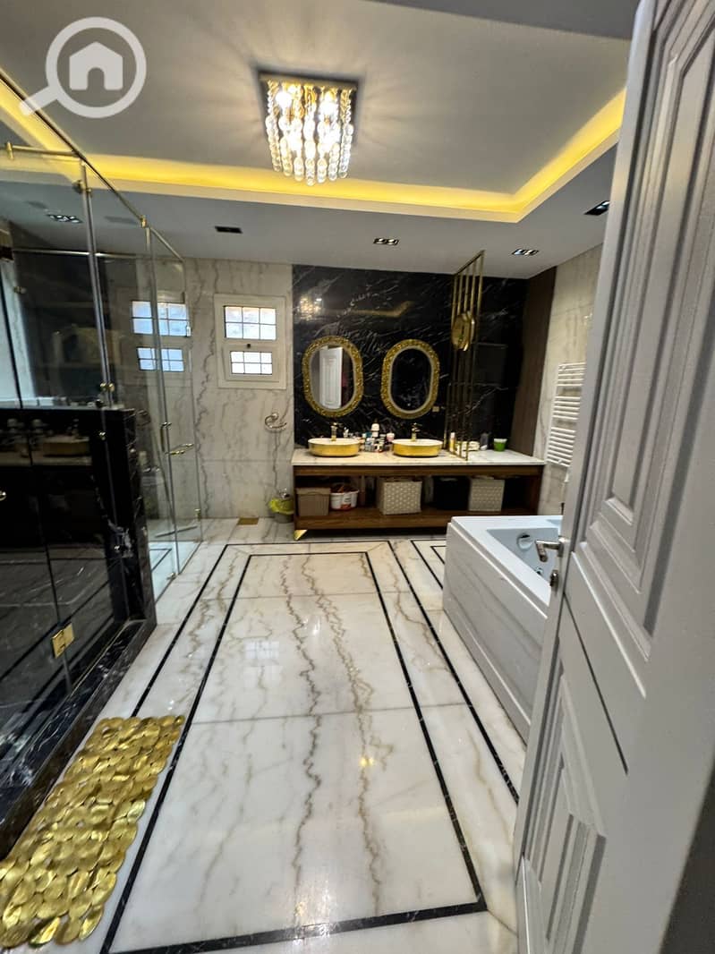 26 48a826b0-98c6-430b-98fa-2e561d328cf1. jpeg