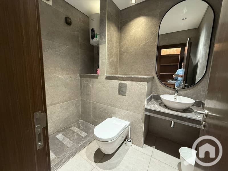 6 593266841_1236362244973040_5790093436428910367_n. jpg